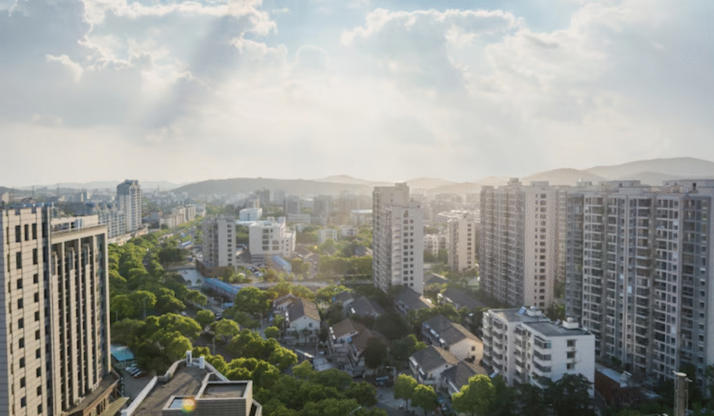 Best Housing Societies to Invest in Pakistan This Year